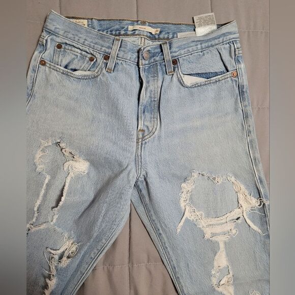 Levis Wedgie Sz 28 - Picture 1 of 5